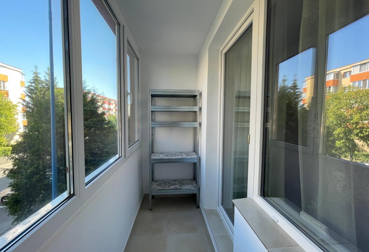 2_Traveler'S Retreat Apartment Brasov Ngoại thất bức ảnh