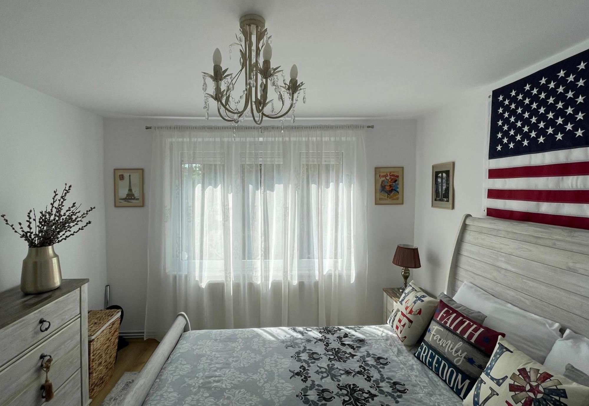 2_Traveler'S Retreat Apartment Brasov Ngoại thất bức ảnh